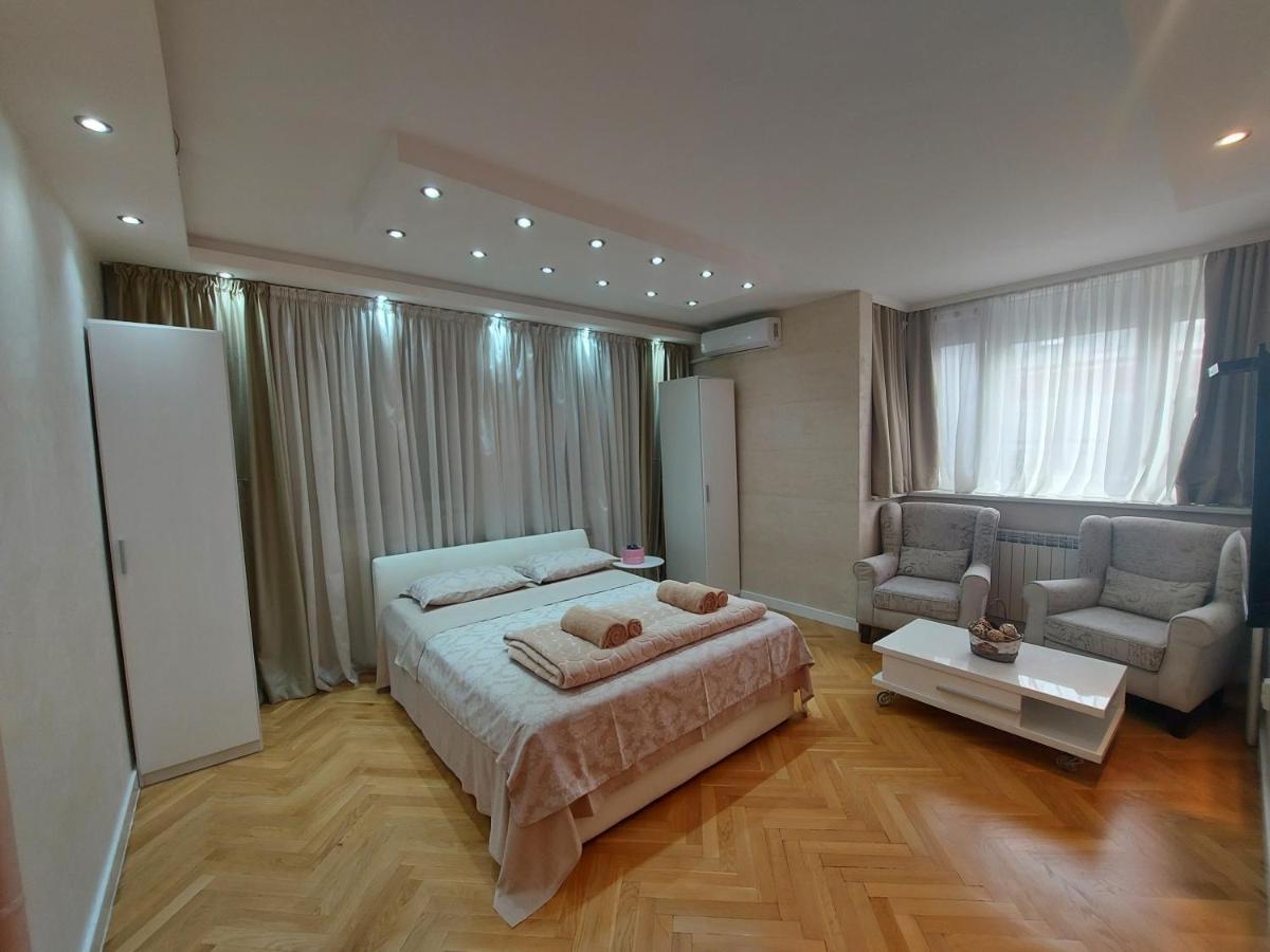 Arena Relax Apartman Belgrade Exterior photo